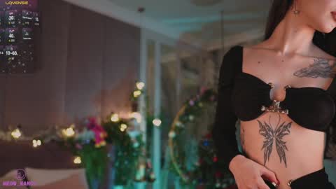 Snapshot of meow_nancy chatting on 01-06-25, 05:08 Heeyyooo Im Nans Subscribe to me I will be glad online show from 01-06-25, 05:08