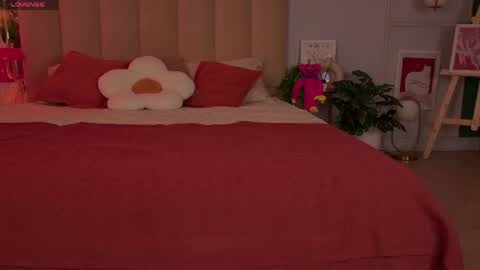 Snapshot of meow_nancy chatting on 04-09-26, 06:19 Heeyyooo Im Nans Subscribe to me I will be glad online show from 04-09-26, 06:19