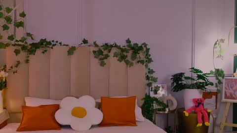 Snapshot of meow_nancy chatting on 05-18-26, 05:02 Heeyyooo Im Nans Subscribe to me I will be glad online show from 05-18-26, 05:02