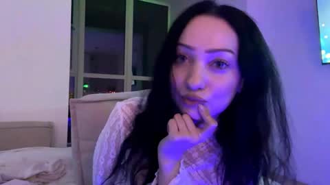 MeowAlika online show from 04-17-26, 05:16