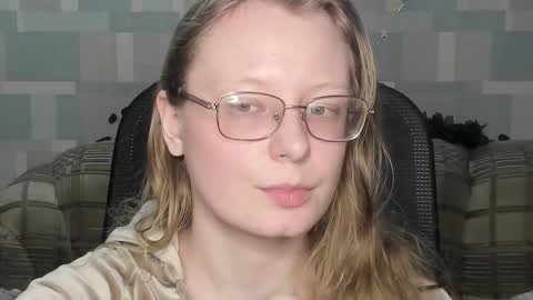 Snapshot of meowcr chatting on 03-15-26, 07:42 meowcr online show from 03-15-26, 07:42