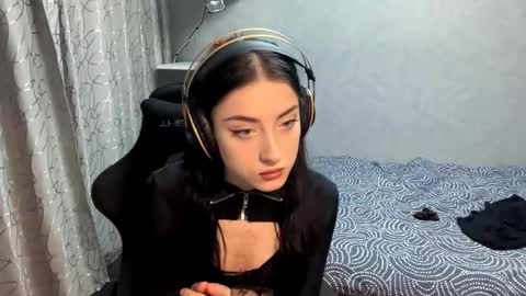 Luly online show from 11-23-25, 09:14