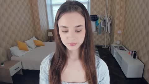 Snapshot of meoww_meows chatting on 10-07-25, 09:06 Julie online show from 10-07-25, 09:06