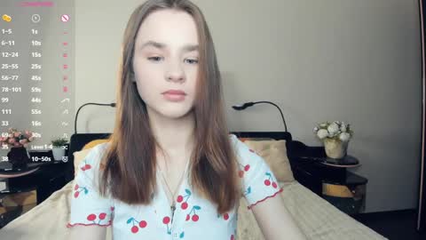 Julie online show from 04-14-26, 07:25