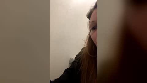 meowzers777 online show from 12-17-25, 02:28