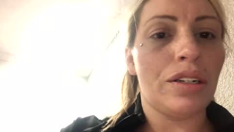 Snapshot of meowzers777 chatting on 02-14-26, 05:04 meowzers777 online show from 02-14-26, 05:04