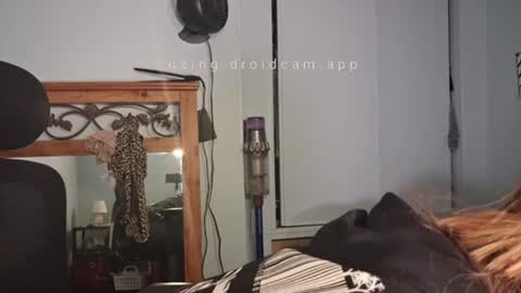 meowzers777 online show from 06-19-26, 05:45