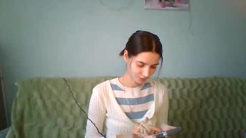 Snapshot of meralynn chatting on 02-03-26, 12:54 LEVA online show from 02-03-26, 12:54