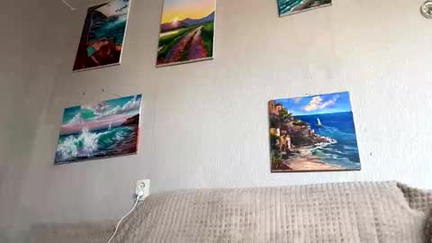 Snapshot of meralynn chatting on 03-19-26, 09:46 LEVA online show from 03-19-26, 09:46