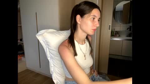 LEVA online show from 05-21-26, 11:17