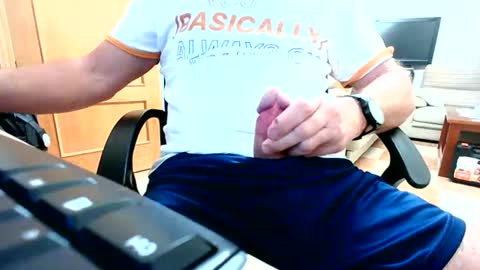 Snapshot of merce1972 chatting on 10-25-25, 09:31 merce1972 online show from 10-25-25, 09:31