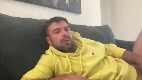 Snapshot of mercedes190d chatting on 02-05-26, 01:27 Mercedes190d online show from 02-05-26, 01:27