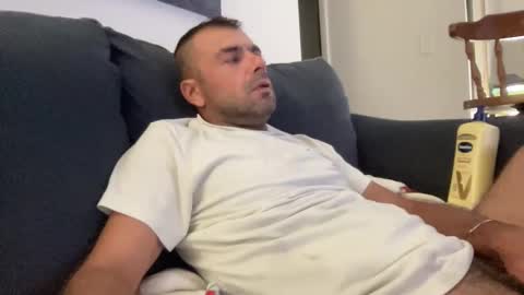 Snapshot of mercedes190d chatting on 02-26-26, 05:06 Mercedes190d online show from 02-26-26, 05:06