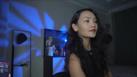 Next show on 03 Dec online show from 11-26-25, 11:33