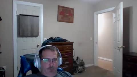 mercer1977 online show from 10-25-25, 01:57