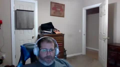 mercer1977 online show from 12-15-25, 04:33