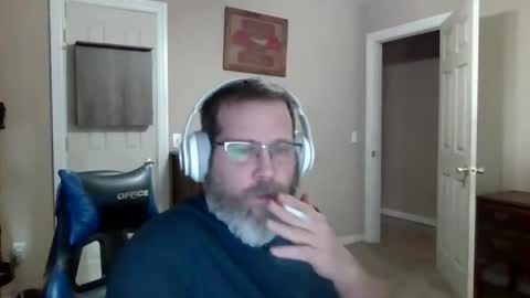 Snapshot of mercer1977 chatting on 02-08-26, 09:07 mercer1977 online show from 02-08-26, 09:07