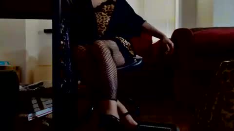 Snapshot of mercybcdtv1 chatting on 12-20-25, 05:42 mercybcdtv1 online show from 12-20-25, 05:42