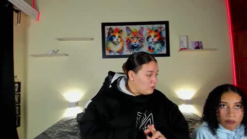 Snapshot of meredit_cristi23 chatting on 02-19-26, 03:24 CRISTI AND MEREDIT online show from 02-19-26, 03:24