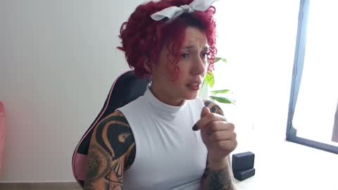 Miss Freckles online show from 04-15-26, 12:23