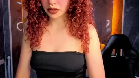 Snapshot of merida_b chatting on 12-03-25, 08:18 merida_b online show from 12-03-25, 08:18