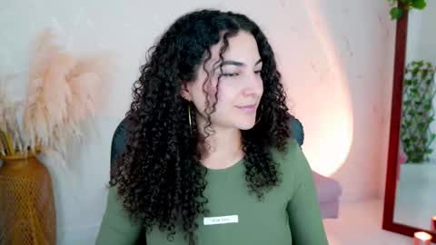 Snapshot of merida_bell18 chatting on 03-05-26, 12:50 Merida Bell online show from 03-05-26, 12:50