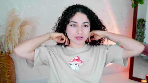 Snapshot of merida_bell18 chatting on 03-17-26, 11:19 Merida Bell online show from 03-17-26, 11:19