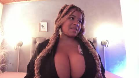 meridalane online show from 12-02-25, 02:01