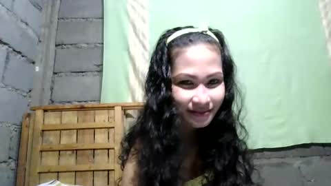 merietiny online show from 12-28-24, 07:44