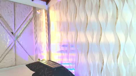 merlin_2026 online show from 07-29-26, 06:50