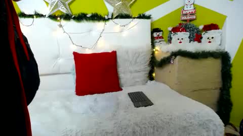 Snapshot of merlinaadams_ chatting on 12-06-24, 09:13 Merlina online show from 12-06-24, 09:13