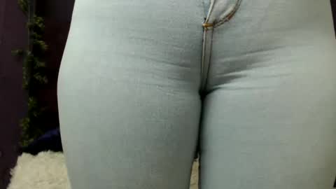Snapshot of merlinaadams_ chatting on 02-20-25, 11:21 Merlina online show from 02-20-25, 11:21