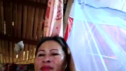 Snapshot of merry_ann123 chatting on 10-16-25, 04:46 merry_ann123 online show from 10-16-25, 04:46