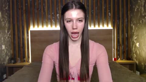 Emilia online show from 02-03-25, 08:35