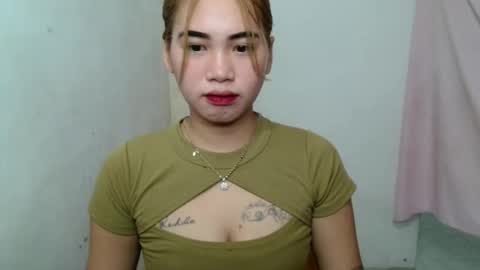 Snapshot of merryrose143 chatting on 03-24-26, 05:18 merryrose143 online show from 03-24-26, 05:18
