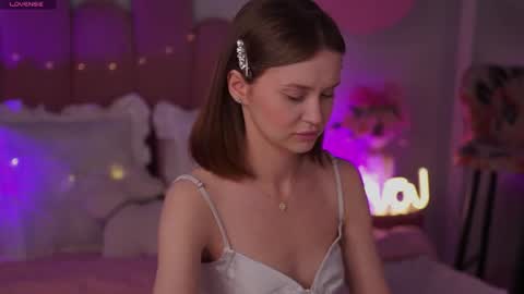 Anna online show from 07-18-26, 05:22