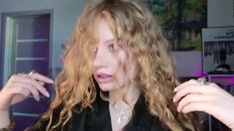 Eva online show from 08-04-26, 01:03