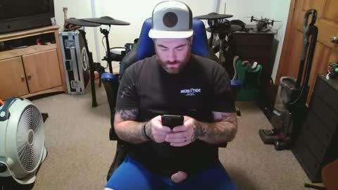 metalhead18787 online show from 07-06-26, 11:18