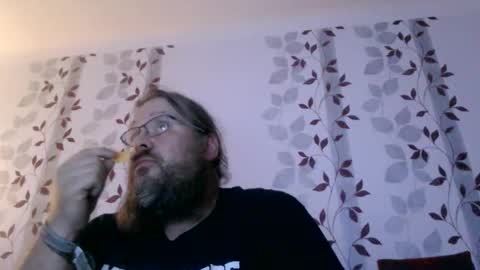 ask me online show from 10-12-25, 06:40