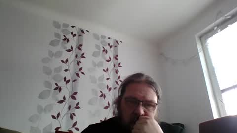 Snapshot of metallbuddy chatting on 02-01-26, 10:36 ask me online show from 02-01-26, 10:36