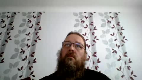 Snapshot of metallbuddy chatting on 08-09-26, 11:15 ask me online show from 08-09-26, 11:15