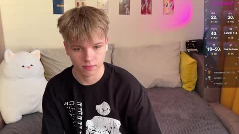 Arthur online show from 04-10-26, 04:23