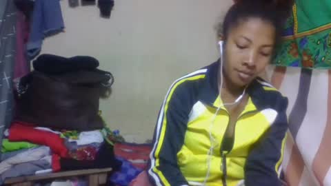 Snapshot of mevasoa chatting on 07-12-26, 10:06 mevasoa online show from 07-12-26, 10:06