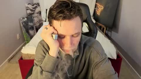 MEVERIK OUSHEN online show from 05-19-26, 01:56