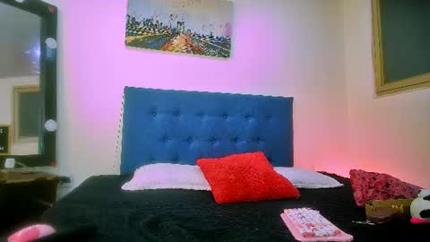 mew_alix online show from 06-19-26, 07:17