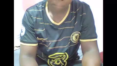 Snapshot of meybel chatting on 02-18-26, 03:57 Meybel online show from 02-18-26, 03:57