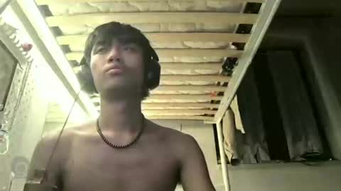 Snapshot of mhhhniceass chatting on 02-22-25, 03:23 hyde online show from 02-22-25, 03:23