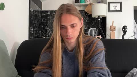 Misha online show from 04-21-26, 03:39