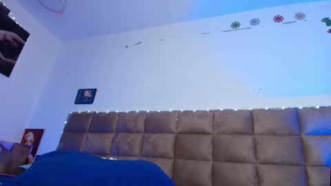 Emi online show from 09-08-25, 07:24