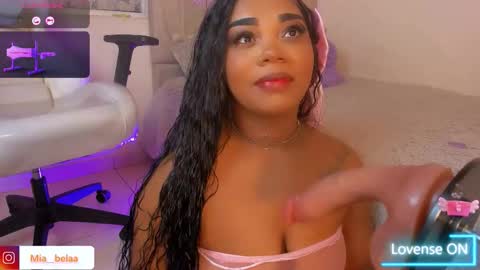 Snapshot of mia__bela chatting on 10-12-25, 09:36 Naii STREAMING SCHEDULE 500 - 1000 GMT-5 online show from 10-12-25, 09:36